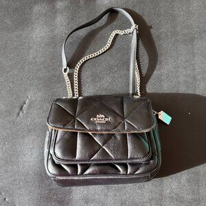 Coach Klare Crossbody 25 With Puffy Diamond Quilting Black Color